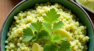 Simple Guacamole - Fresh and Flavorful